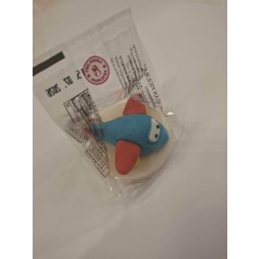 Repülő  kis kézműves marcipán figura, 25g