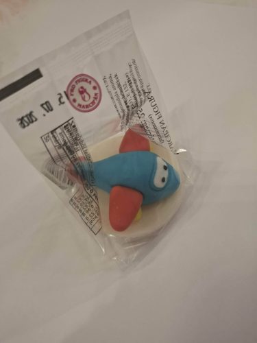 Repülő  kis kézműves marcipán figura, 25g