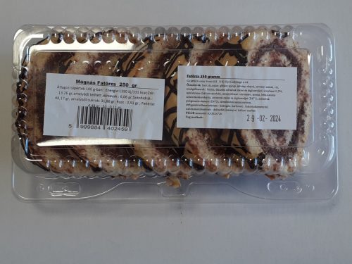 Mágnás Fatörzs dobozos sütemény