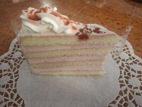 Tejszínes eper torta, 1 szelet