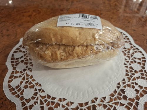 Rántott csirkemelles buci, 1 db