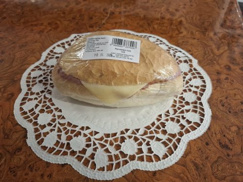 Tarjás-sajtos buci, 1 db