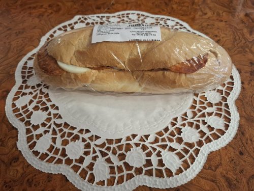 Paprikásszalámis-főtt tojásos bagett, 1 db