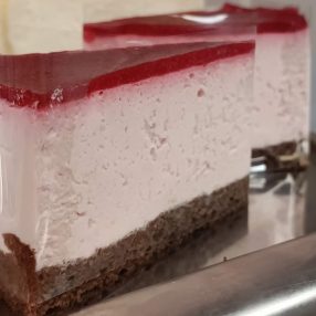 Epres túrótorta, 1 szelet