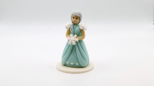 Halványkék királylány nagy kézműves marcipán figura, 55g